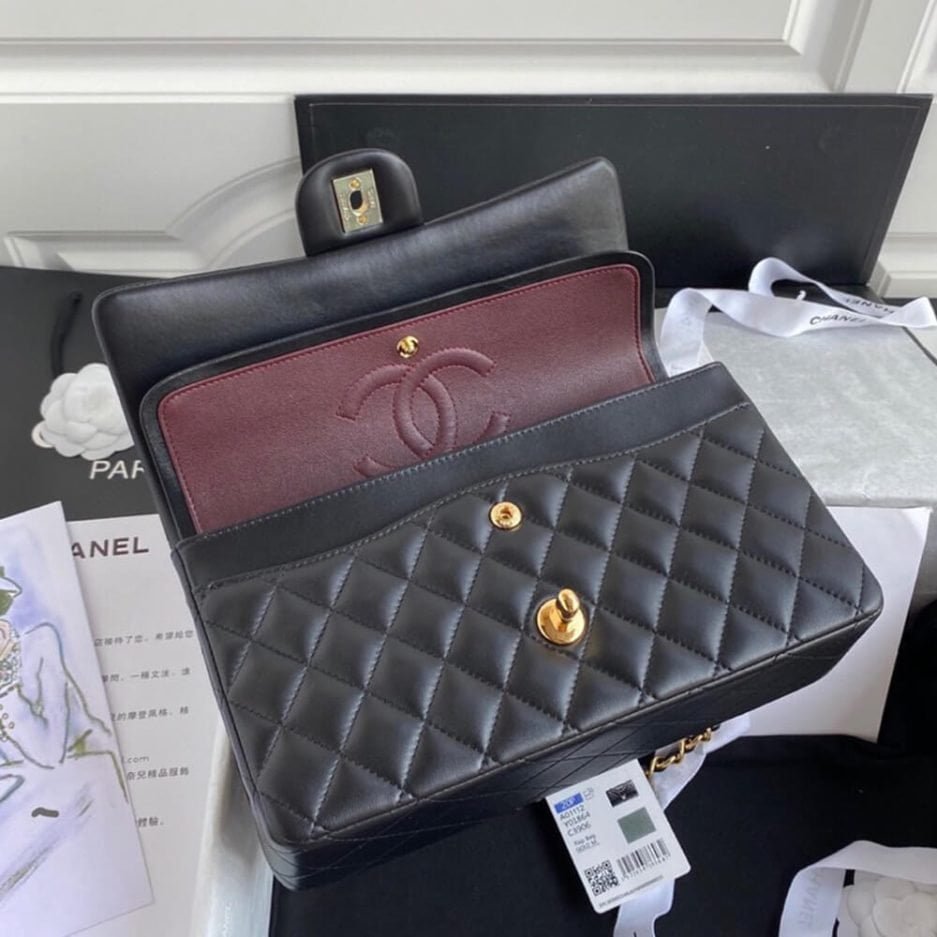 CHANEL CLASSIC HANDBAG Lambskin & Gold Metal