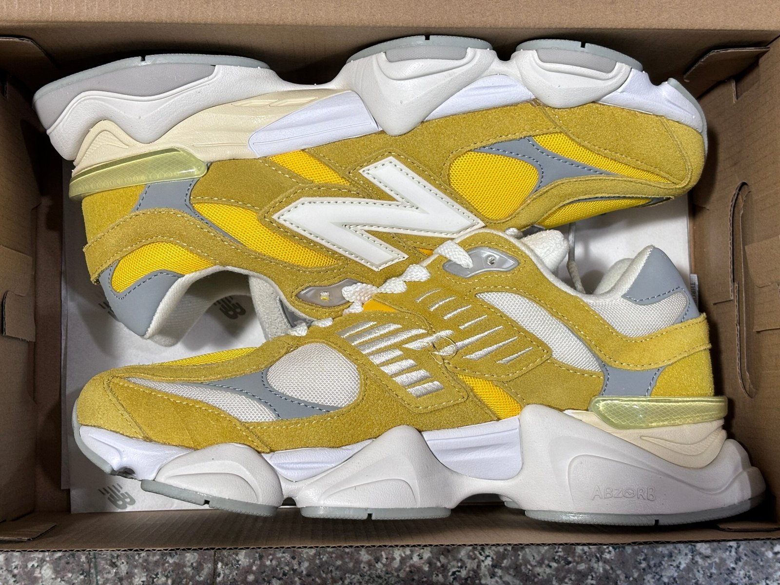 NB 9060 'Varsity Gold'